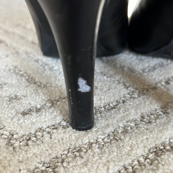 Jessica Simpson leather pumps - size 8.5 - Picture 3 of 7